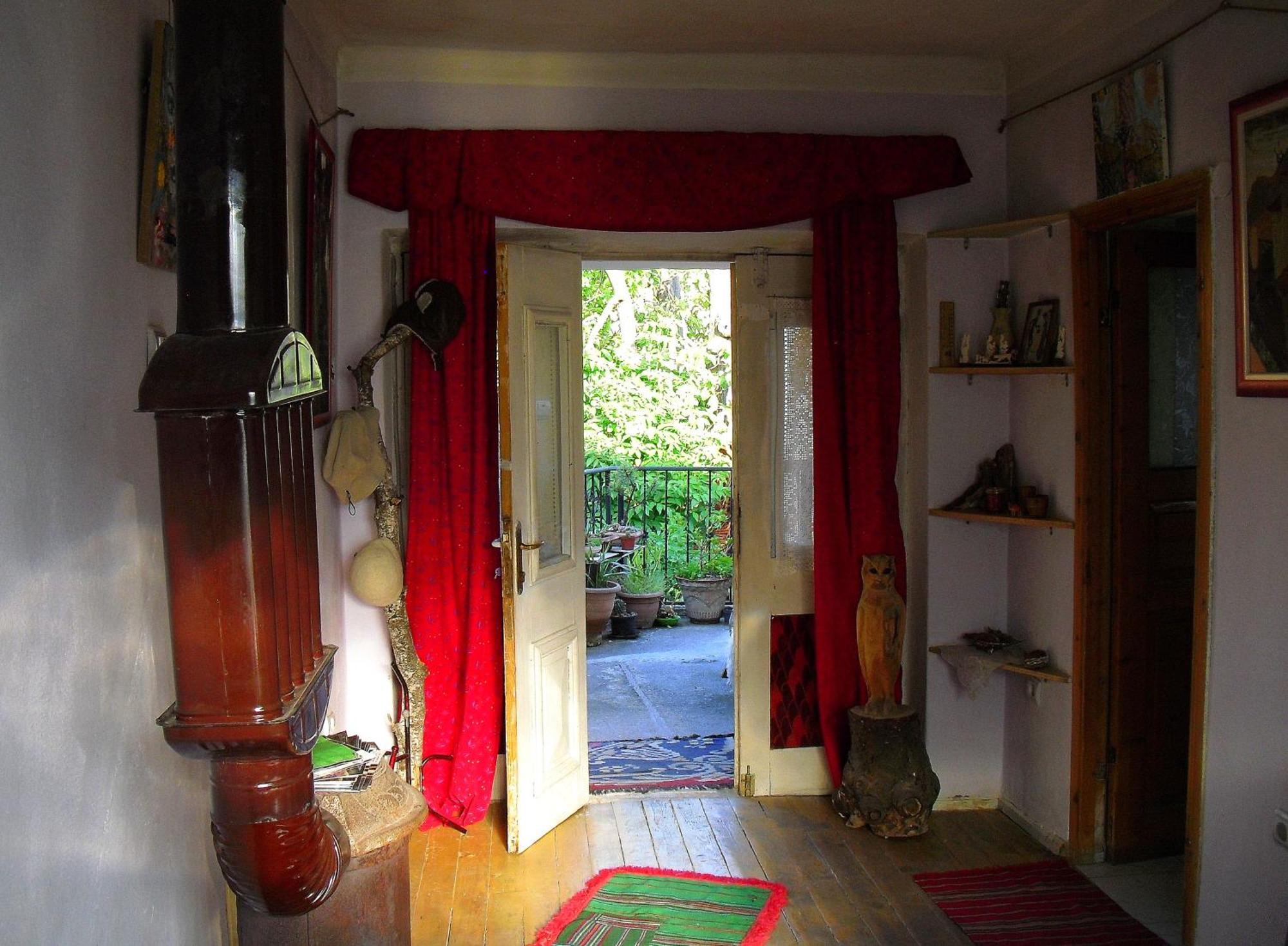 At Home Hostel Κορυτσά Εξωτερικό φωτογραφία