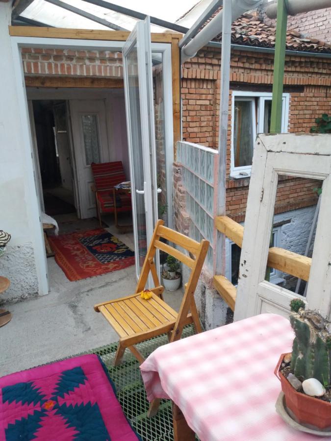 At Home Hostel Κορυτσά Εξωτερικό φωτογραφία