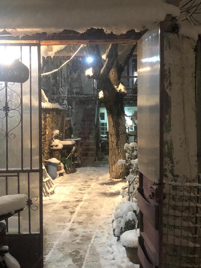 At Home Hostel Κορυτσά Εξωτερικό φωτογραφία